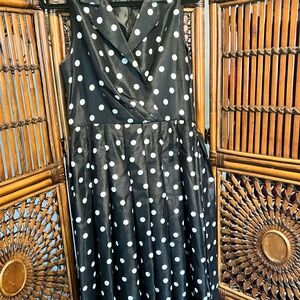 Jessica Howard Elegant Midi Dress